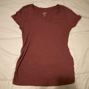 V-Neck Side Shirred Maternity T-Shirt - Isabel Maternity by Ingrid & Isabel.